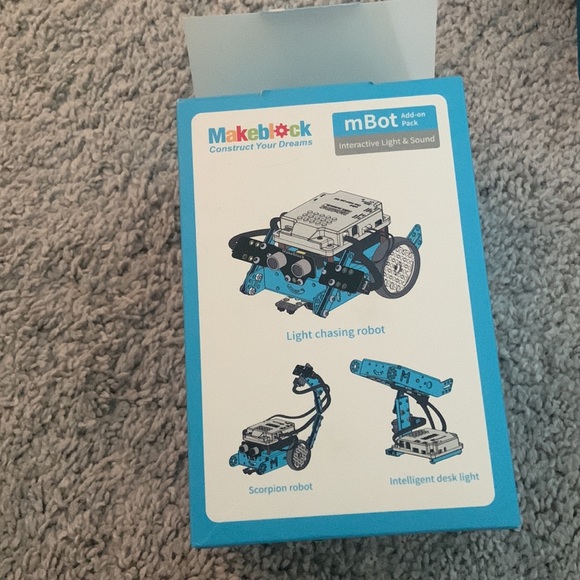 Makeblock mBot - all items included - fully functioning - Picture 7 of 7